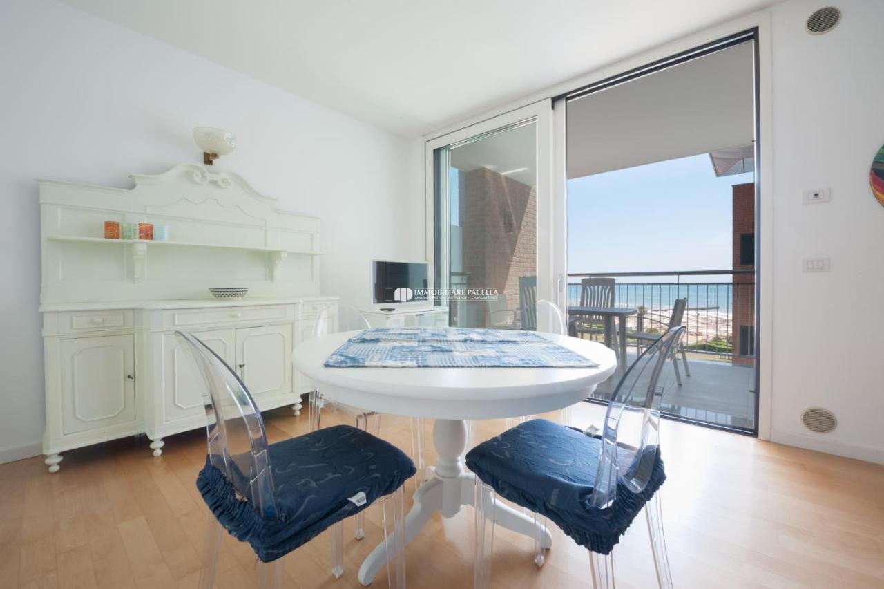 Residence Frontemar Immobiliare Pacella Lido di Jesolo Exterior foto