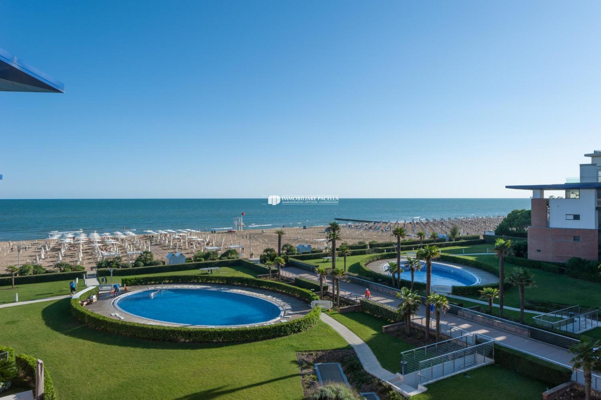 Residence Frontemar Immobiliare Pacella Lido di Jesolo Exterior foto